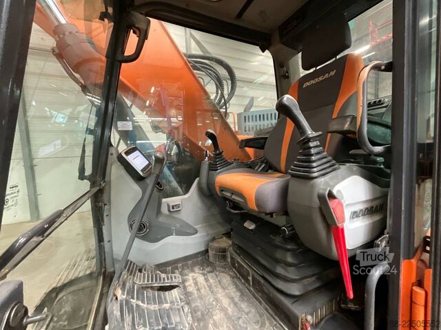  Doosan DX 235 LCR-5