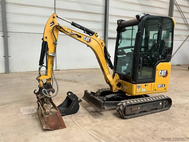  Caterpillar 301.8
