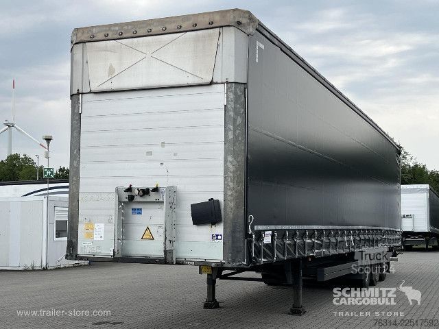 Semi-remorque bâchée Schmitz Cargobull Curtainsider Mega Getränke