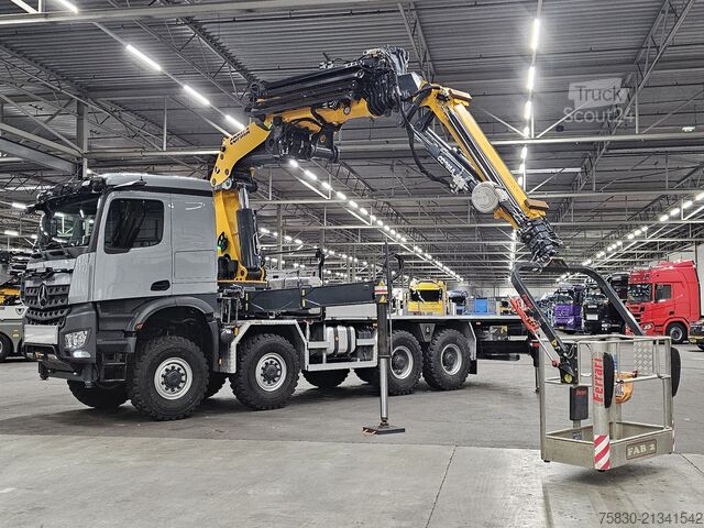 Laadplatform Mercedes-Benz AROCS 3253 8x8 / 65 t/m CRANE + JIB + WINCH / K...