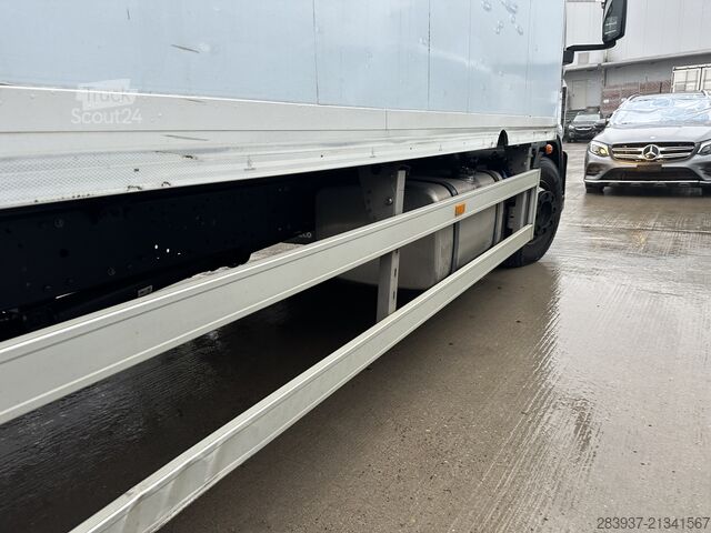 LKW mit Kofferaufbau Iveco 140e25