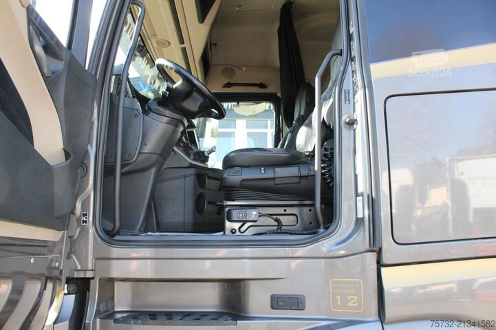 Standardní tahač Mercedes-Benz Actros 1863 Giga Space Ultimate 1of 30 Limited!
