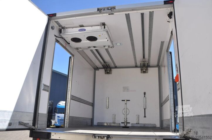 Jäähdytetyt/pakastetut kuljetukset Volvo FL 250 CARRIER SUPRA 850 Mt D+E / DHOLLANDIA / ...