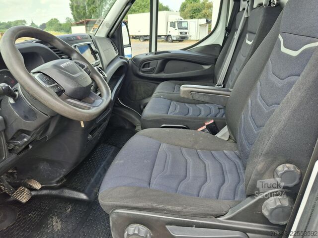 Panelová dodávka IVECO DAILY 35S14 - V12 - HI-MATIC - E6d