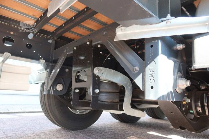 Kuffert Wielton 3 Asser. Gesloten met Dhollandia klep 2500 kg L...