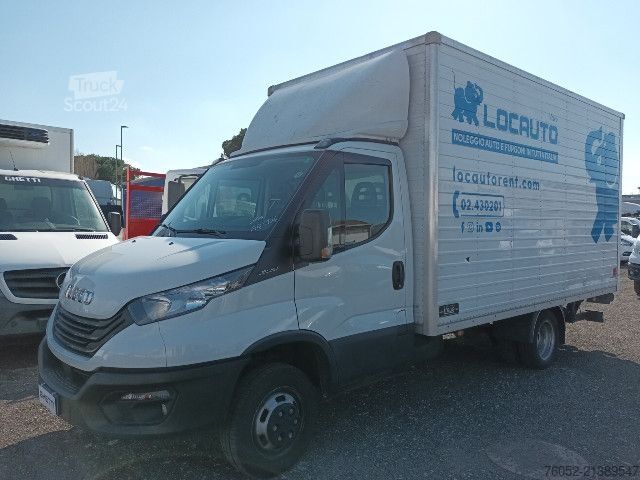 Fourgon tôlé IVECO 35C14