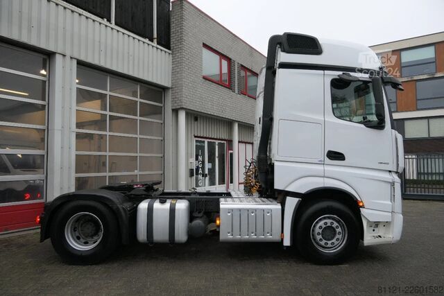 Štandard-SZM Mercedes-Benz Actros 1945 | 2 Tanks | 391956Km | 2021 | Tires...