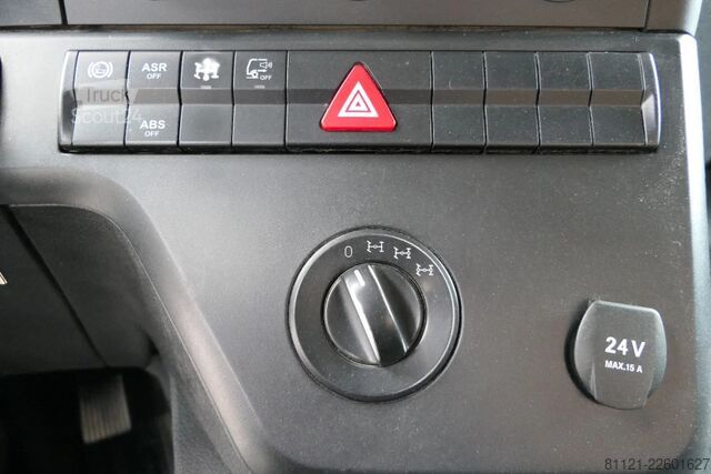 Benne Mercedes-Benz Arocs 4151 | 8X6 | Voith Retarder | 250470Km | ...
