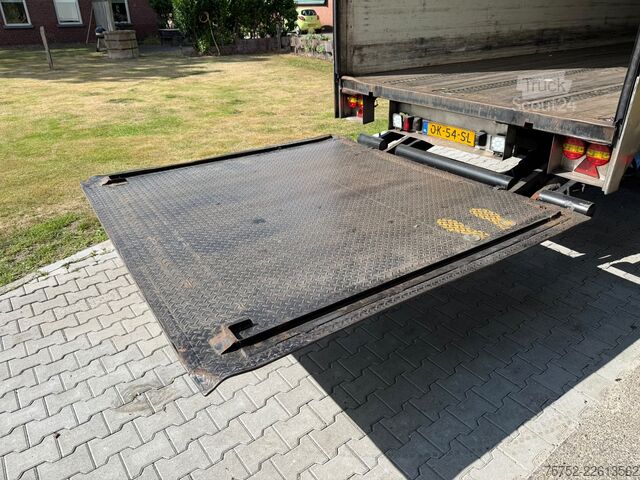 Jäähdytetyt/pakastetut kuljetukset HRD FPLB3Z VAN ECK LZV Combi Mitshubishi TRS Frigo ...