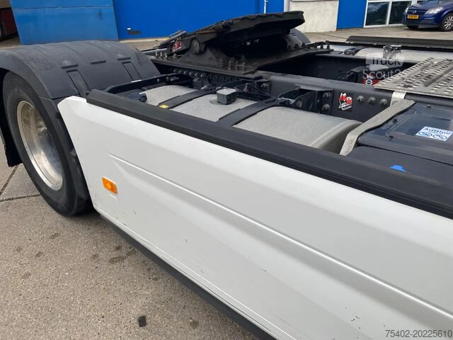 MTS standard Renault T HIGH 520 DTI 13 / 2x Tank / Full spoilers