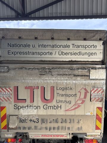 LKW mit Pritsche & Plane Iveco 