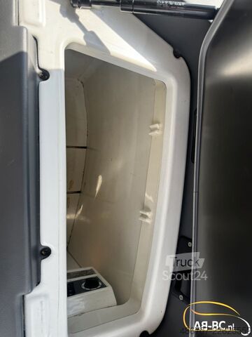 Tur otobüsü MERCEDES-BENZ Tourismo, 64 Seats