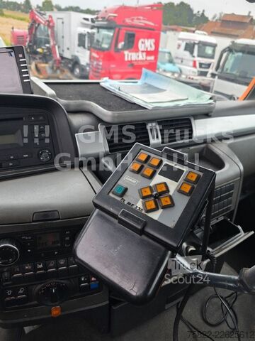 Autre MAN TGS 18.320 / 4X4 ALLRAD / Meiller / Kran FUNK