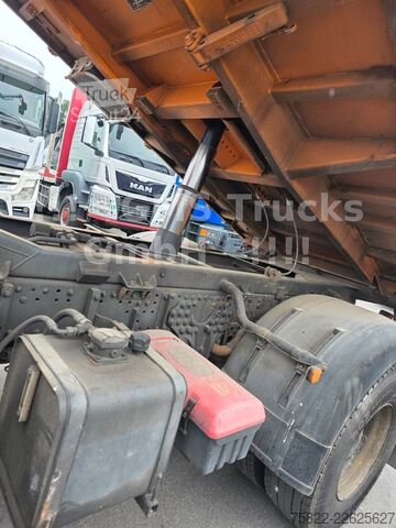 Autre MAN TGS 18.320 / 4X4 ALLRAD / Meiller / Kran FUNK