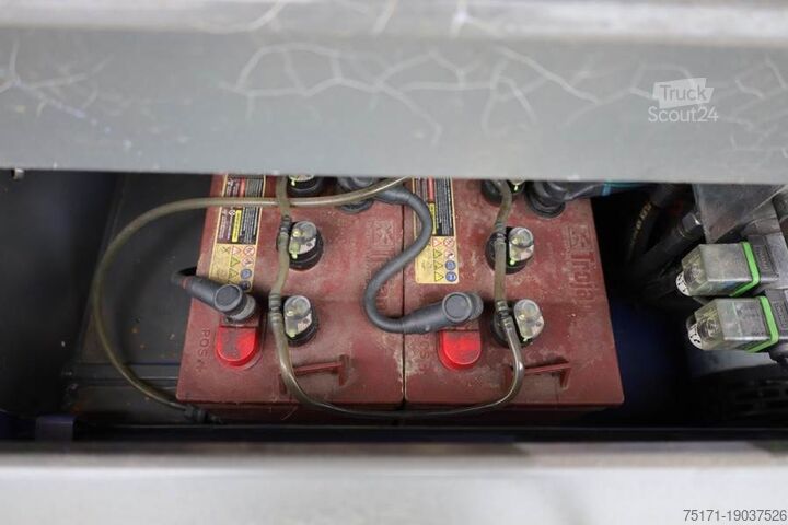 Ножичний підйомник Holland Lift Ecostar HL-7814 Electric, 10m Working Height, 450k