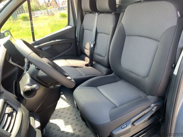 Panelinis furgonas Renault KOMFORT L2H1 BLUE dCi 150 NAVI+KLIMA+GJR KOMFORT L2H1 BLUE dCi 150 NAVI+KLIMA+GJR