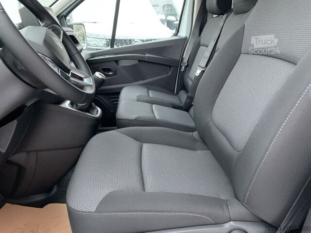 Panelinis furgonas Renault KOMFORT L2H1 BLUE dCi 150 RFK+KLIMA+USB KOMFORT L2H1 BLUE dCi 150 RFK+KLIMA+USB