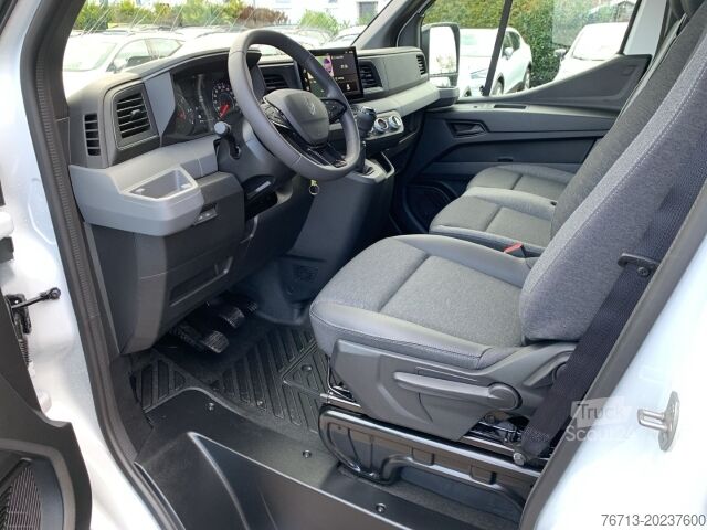 Panelinis furgonas Renault ADVANCE L2H2 3,3t Blue dCi 150 AHK+KAMERA ADVANCE L2H2 3,3t Blue dCi 150 AHK+KAMERA