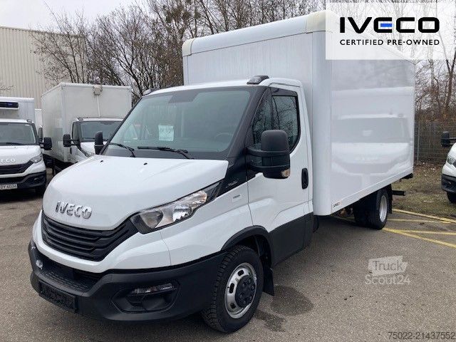 Vrachtwagen met bakwagen IVECO 35C16 Koffer/LBW