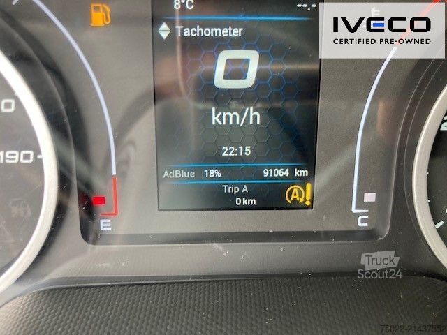 Vrachtwagen met bakwagen IVECO 35C16 Koffer/LBW