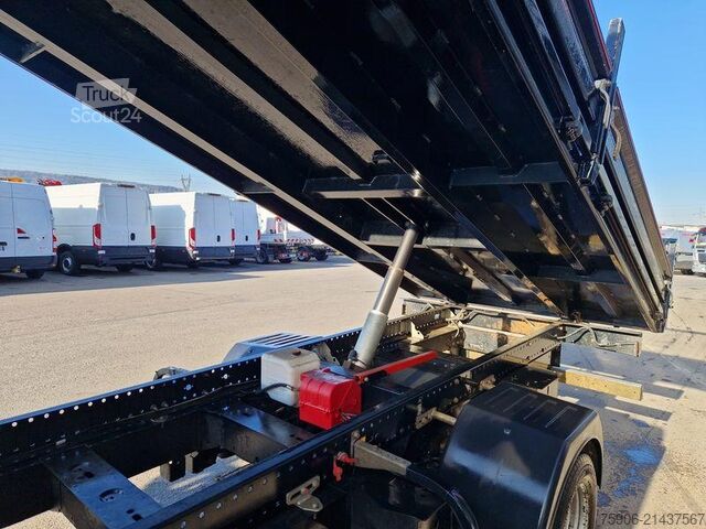 Véhicules utilitaires avec carrosseries spéciales Renault Master Propulsion