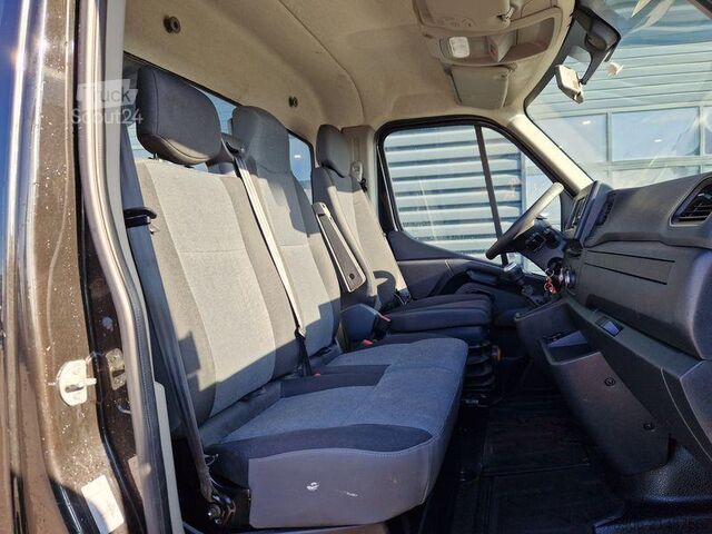 Véhicules utilitaires avec carrosseries spéciales Renault Master Propulsion