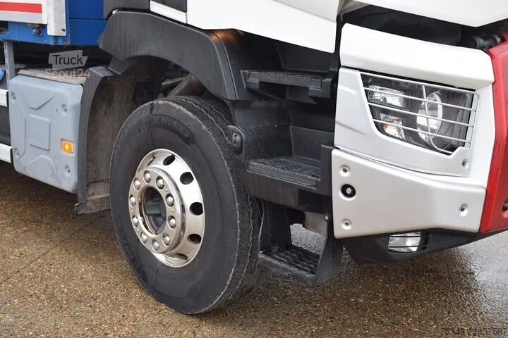 Lastplattform Renault C480 + Palfinger