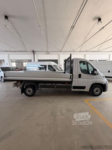 شاحنة مسطحة FIAT Ducato L