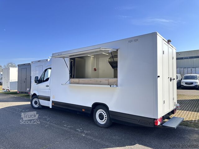Magasin Mobile Mercedes-Benz Foodtruck, Imbisswagen, Food Truck mit neuer Küche und Ausstattung
