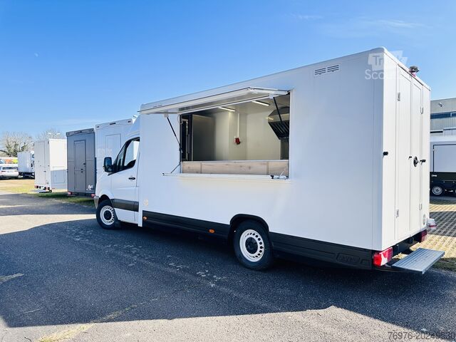 Magasin Mobile Mercedes-Benz Foodtruck, Imbisswagen, Food Truck mit neuer Küche und Ausstattung
