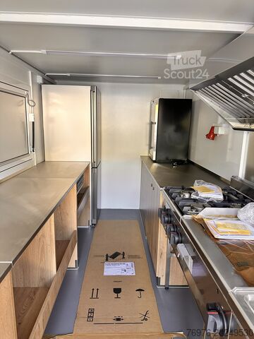 Magasin Mobile Mercedes-Benz Foodtruck, Imbisswagen, Food Truck mit neuer Küche und Ausstattung