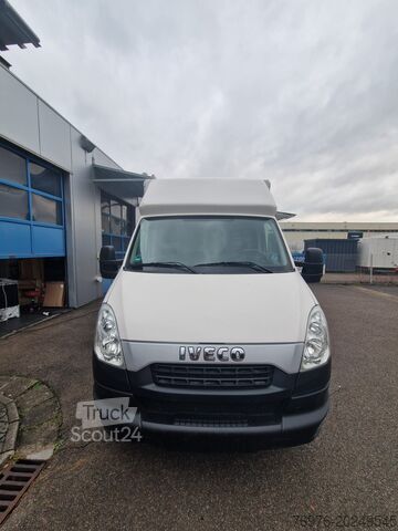 Camionnette de vente, food truck, snack truck Iveco Food Truck, Imbisswagen, Küche ist Neu