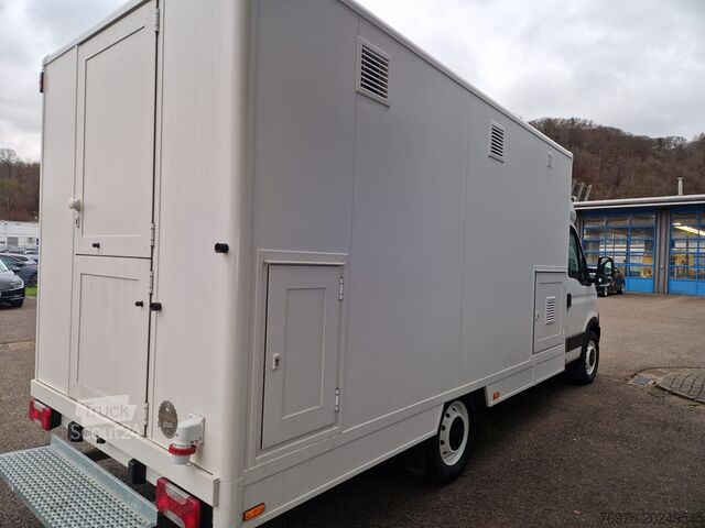 Camionnette de vente, food truck, snack truck Iveco Food Truck, Imbisswagen, Küche ist Neu