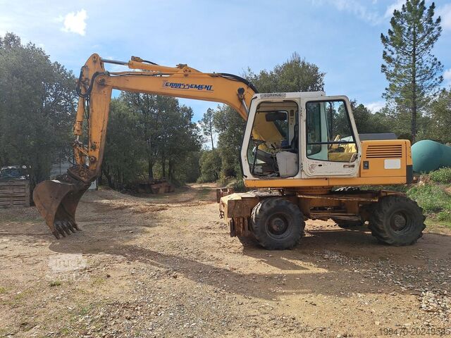 Excavator pe roți Liebherr A 900 Litronic EW PL