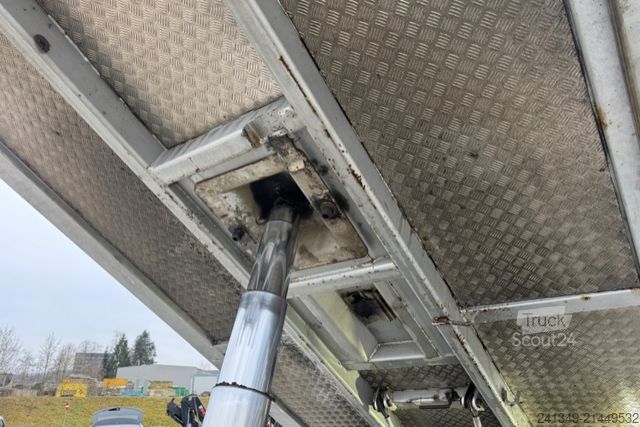 Camión volquete VOLVO FMX-500 8x4 Kipper & Thermosilo