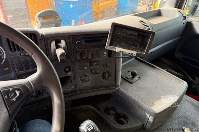 Camión volquete SCANIA G490 10x4 Unfall