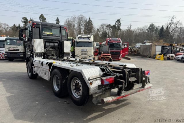 Chasis de camión MAN TGS 28.480 6x4-4 SWS