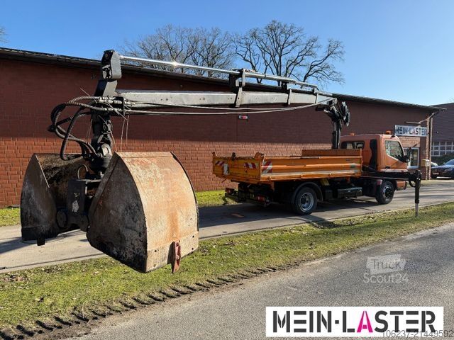 Benne tri-benne FUSO Canter 7C18 3 S-Kipper /Hiab 055 12m 500 kg