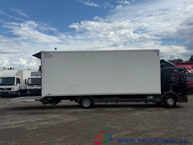 Camion caisson MAN TGL 12.250 Koffer 7.20m Ladebordwand1.5t. 1.Hand