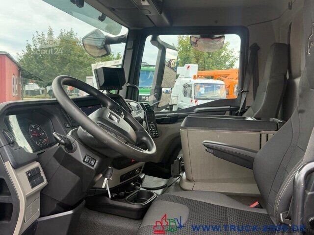 Camion caisson MAN TGL 12.250 Koffer 7.20m Ladebordwand1.5t. 1.Hand