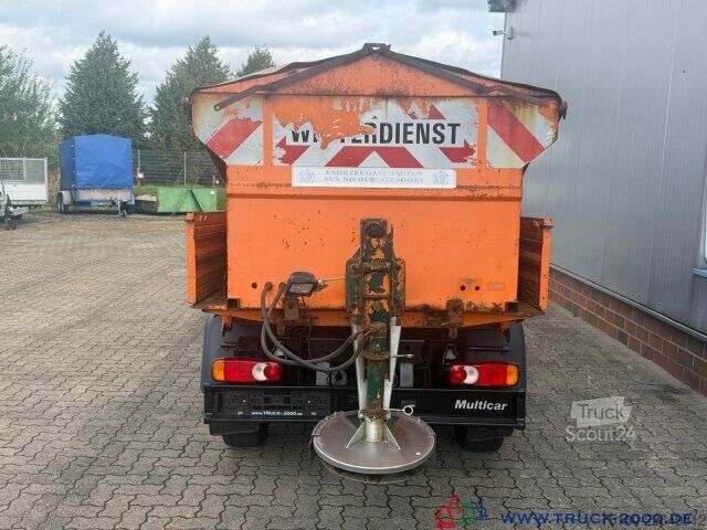 Fourgon surélevé Multicar M 31 C 4x4 Kipper + Winterdienst Streuer Schild
