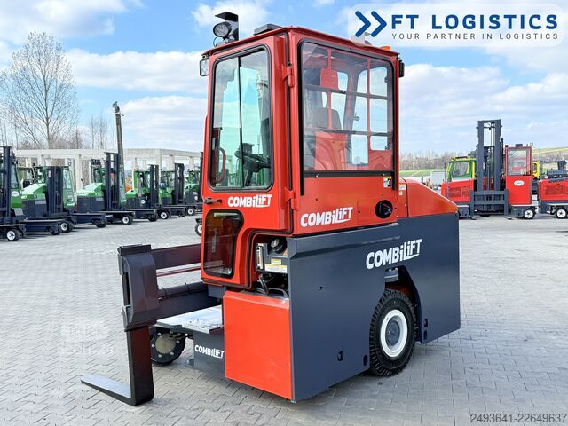 Dört yollu forklift Combilift C3000ET TRIPLEX 5940 WIDE FORK POSITIONE