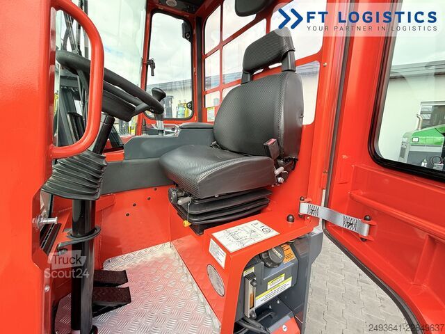 Dört yollu forklift Combilift C3000ET TRIPLEX 5940 WIDE FORK POSITIONE