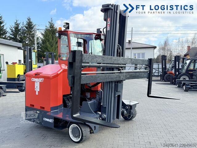 Dört yollu forklift Combilift C3000ET TRIPLEX 5940 WIDE FORK POSITIONE