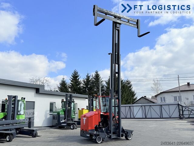 Dört yollu forklift Combilift C3000ET TRIPLEX 5940 WIDE FORK POSITIONE