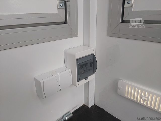 Prodejní príves trailershop Event Trailer Infostand 2 Klappen 230Volt Licht