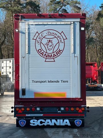 Remorque de transport de chevaux MENKE-JANZEN DA20 4.Stock m. Aggregat Hubdach Tränke Rampe