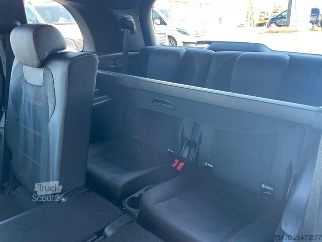 Rakodóplatform Mercedes-Benz GLB 200 AMG 7-Sitzer +Ambiente+R-Kamera+Carplay