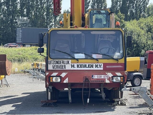 Grue tout-terrain Liebherr LTM 1050 / 1
