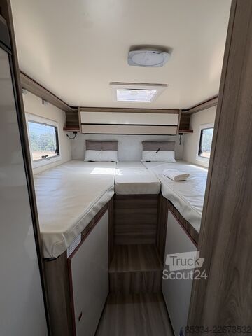 Half-integraal camper Roller Team Kronos Fit 281P | Ford Transit 2.0 TDCi 165 ch Automatique